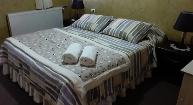 Hostal Don Pedro, Забронировать Гостевой дом Недорогие отели Пуэрто-Наталеса, рядом с Yungay Square, недорого