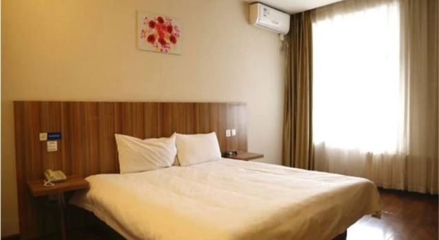 Eaka 365 Hotel Cangzhou Huanghelou Branch, Book Hotel Cangzhou Hebei