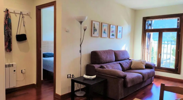 Apartamento Kerkus Alba, Book Apartment Hotels in Aragon with Parking, Parking