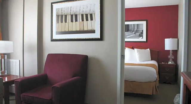 Апартаменты GrandStay Hotel & Suites Ames