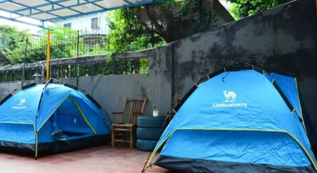 Тент Neighbor 6 Youth Hostel