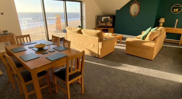 Апартаменты The Royal Court Apartments