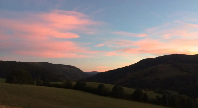 Apartamentos Zabalarena Artzaia, Buchen Sie Ferienwohnung Orbaitzeta Navarre Pyrenees