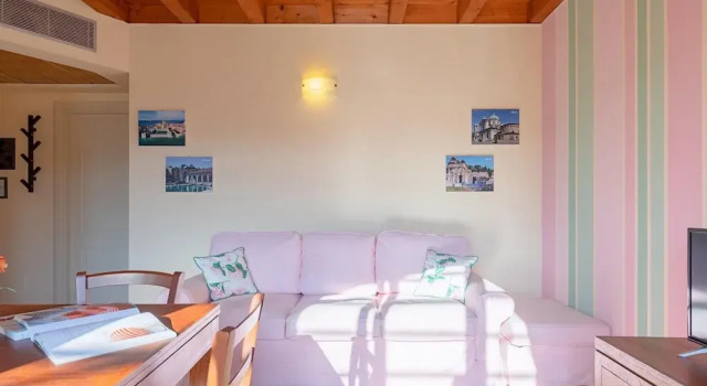 Borgo del Torchio A14 con Piscina by Wonderful Italy