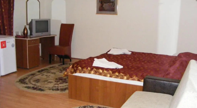 Vila Transilvania, Varaa Hotelli  