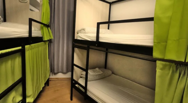 Кровать в общем номере (женский номер) Wow Hostel Barcelona