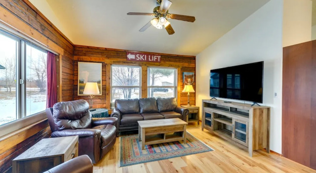 Коттедж Charming Duplex w/ Patio: 12 Mi to Grand Targhee!