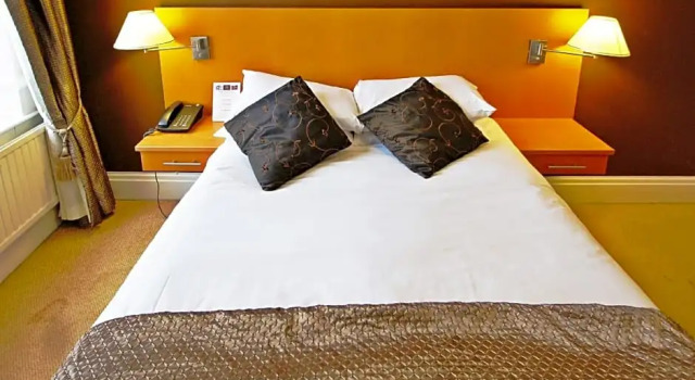 Двухместный номер Standard The Grand St Leger Hotel