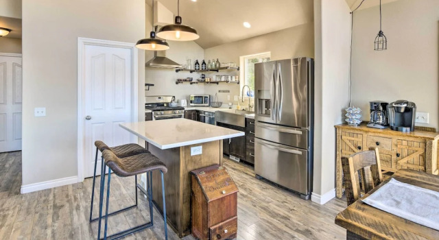 Коттедж с 3 комнатами Mtn View Anchorage Escape ~ 15 Mi to Downtown
