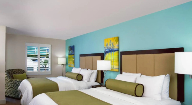 Silver Palms Inn & Historic Homes