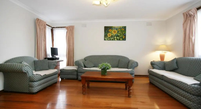 Rent Melbourne, Book Hotel Box Hill Melbourne