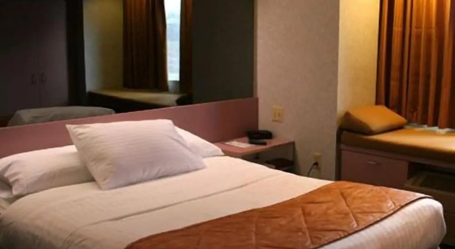 Номер Standard CenterWay Hotel Buffalo North Near University