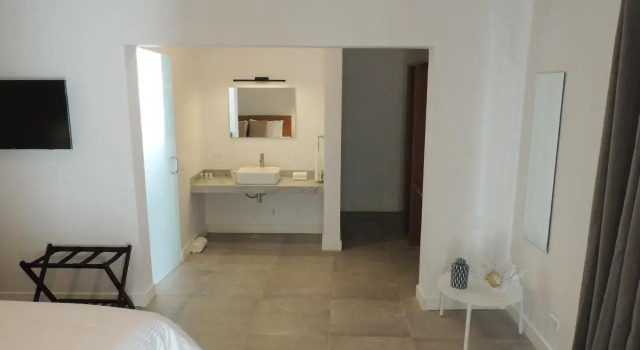 Las Palmeras, Book Hotel Hoteller i Nueva Esparta State med pool, Swimmingpool