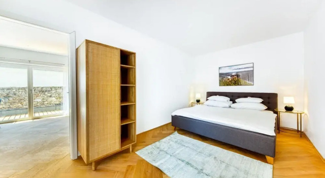 Deluxe Apartment With Terrace and Parking in the Historic City Centre of Krems an der Donau, Book Apartment Krems an der Donau 