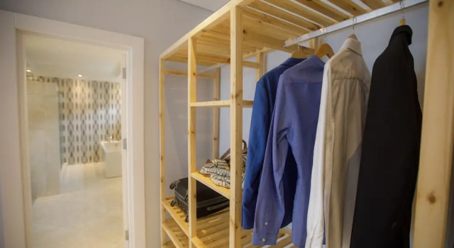 Superior Zimmer Cowork Lab Suites