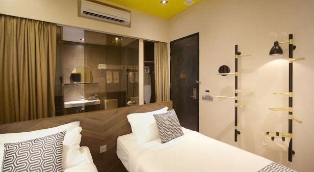 Hotel Yan
