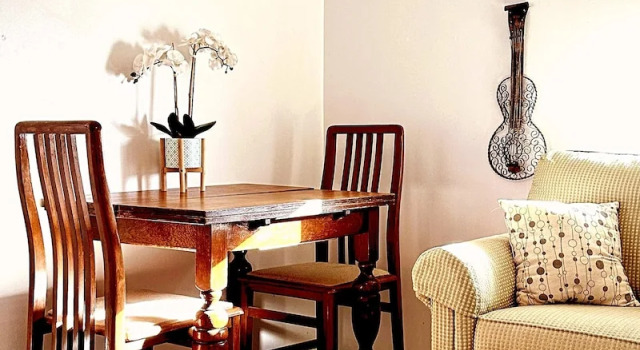 Апартаменты Amazing Historic 1800s Carriage House