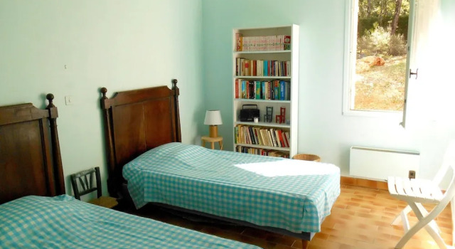 Villa With 6 Bedrooms in Saint-paul-en-forêt, With Wonderful Mountain View, Private Pool and Furnished Garden, Забронировать Вилла Виллы Сен-Поль-ан-Форе, Вилла