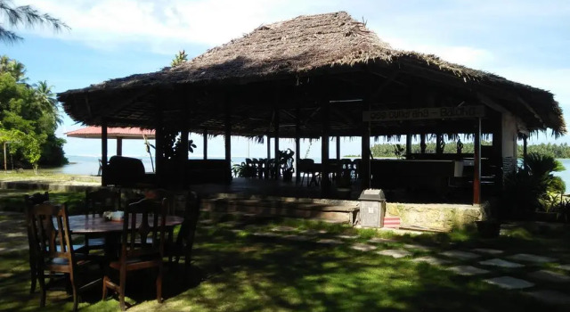 Salty Dog Hostel, Rezerwuj Hostel Teluk Dalam Sumatra