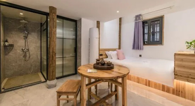 Люкс Deluxe Hakka Earth House Guest House