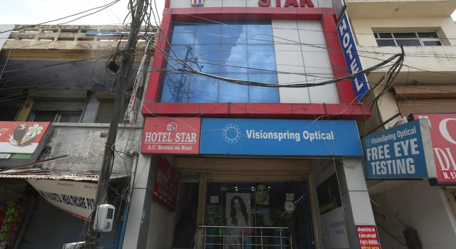 OYO 15481 Hotel Star