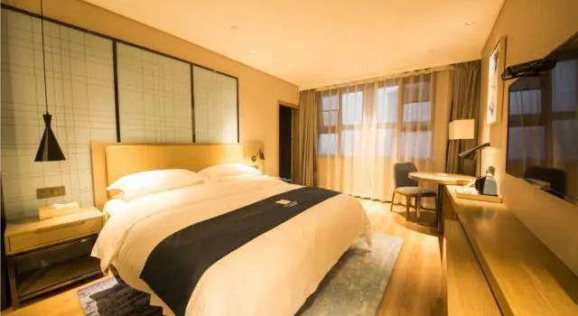 Люкс Echarm Hotel Qingyuan City Shunying Guangbai