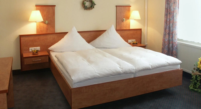 Ferien Hotel Spree-Neisse, Забронировать Отель  