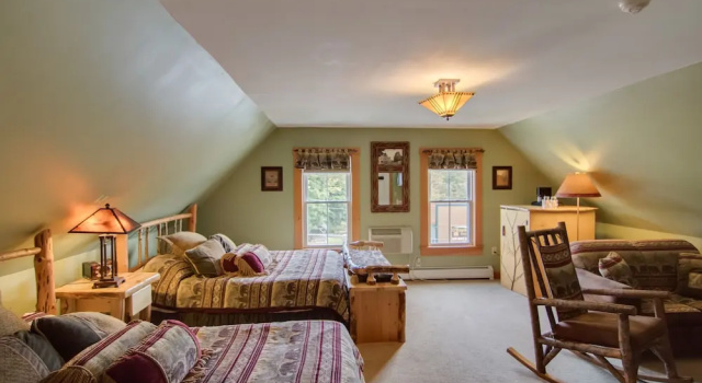 Четырёхместный номер Classic Woodstock Inn, Station and Brewery