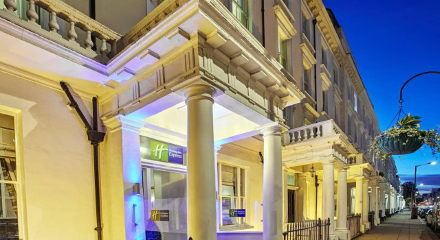 Holiday Inn Express London Victoria by IHG