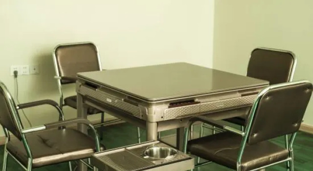 Ming Fan Ju Hotel, Prenota Hotel Dehong Yunnan