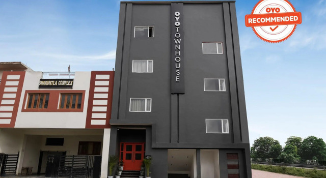 Townhouse The Awadh Airport Near Chaudhary Charan Singh International Airport, Buchen Sie Hotel Lucknow Uttar Pradesh
