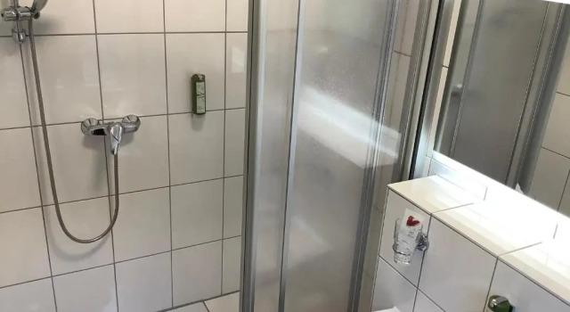 Номер Comfort Diamanthotel Idar-Oberstein