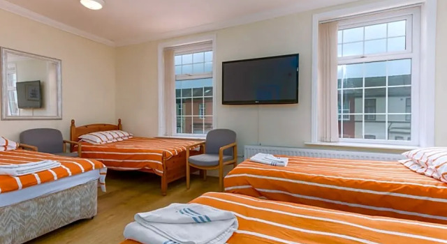 Brecks Hotel