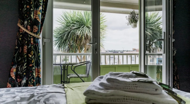 Avalon Guest House, Забронировать Гостевой дом Отели Англии с завтраком, Завтраки