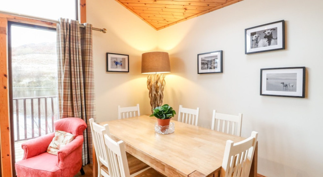 Ptarmigan Lodge