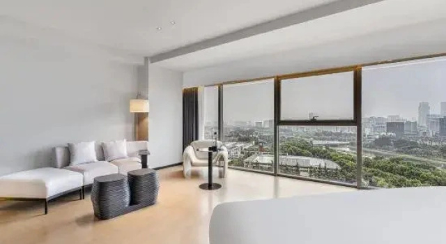 Люкс Hotel Fanjin (Zhengzhou Ruyi Lake CBD Convention Center)