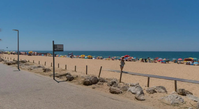 T2 Avenida- Frente Mar, Ar-Condicionado, Wifi, Rezervovat Hotel Hotely v Sotavento s parkováním, Parkování