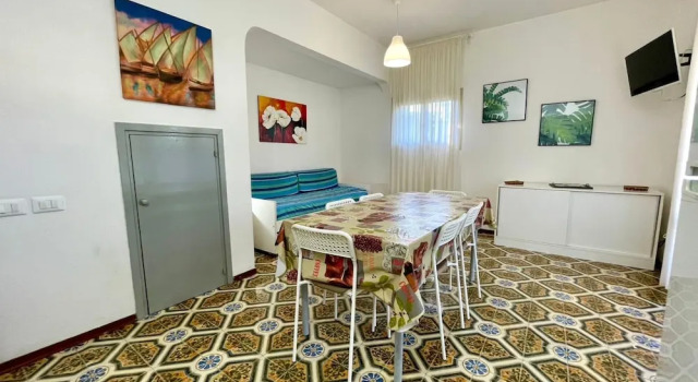 Comfy villa with pool and barbecue, Забронировать Вилла Каорле Линьяно-Ривьера