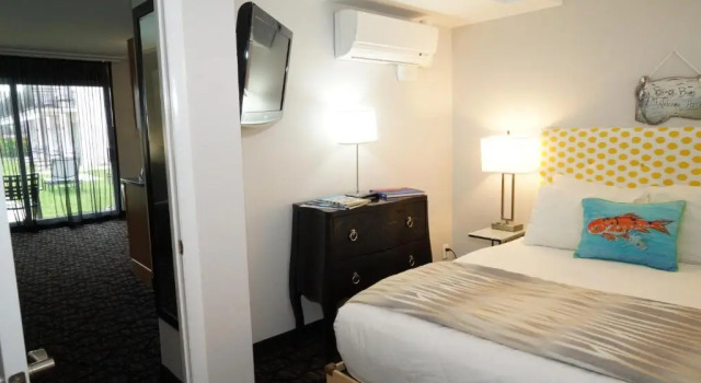 Люкс с 2 комнатами Periwinkle Inn