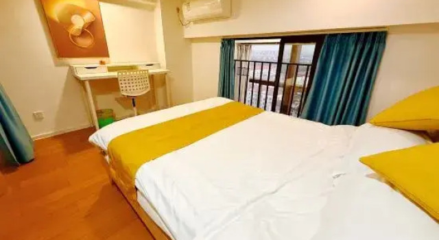 Люкс Дуплекс с 2 комнатами Shanghai Yijian Homestay