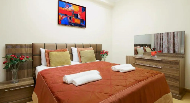 3 Bedroom Apartment near Republic Square, Забронировать Апартаменты/квартира Отели Еревана с парковкой, рядом с Площадь Республики, Парковка