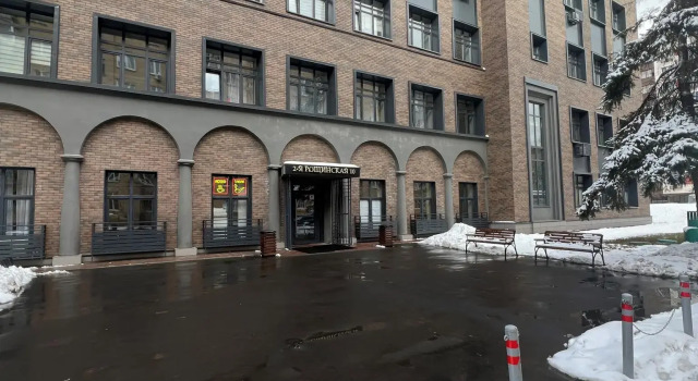 Apartments at 10 2nd Roshchinskaya Street, Book Apartment Moscow Russia