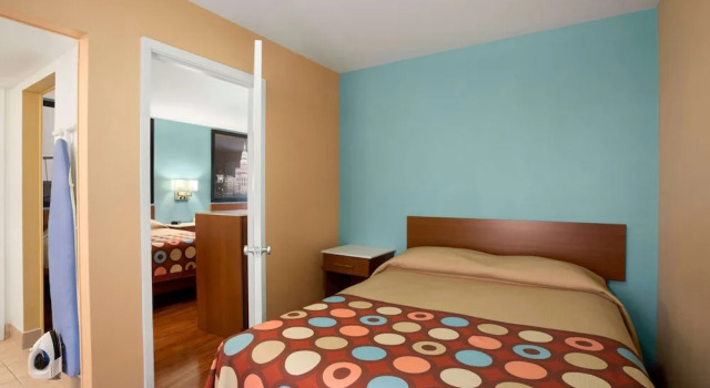 Люкс Super 8 by Wyndham Austin Downtown/Capitol Area