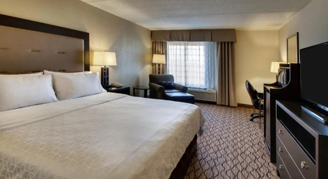 Номер Standard Holiday Inn Express Baltimore BWI Airport West by IHG
