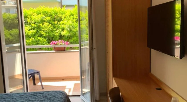 Hotel Mare Azzurro, Book Hotel Terracina Lazio Coast