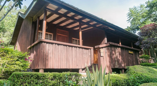 Двухместный номер Standard с балконом Naro Moru River Lodge