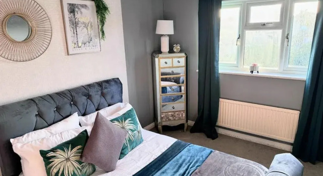 Коттедж Ashford Blissful Retreat Modern 3-bed House