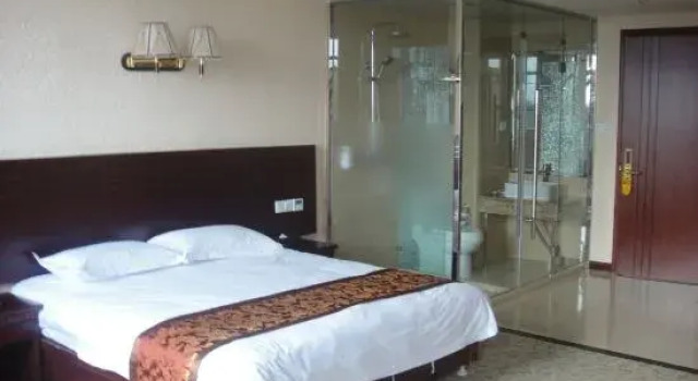 Люкс Business Shanghai Chenjiazhen Hotel