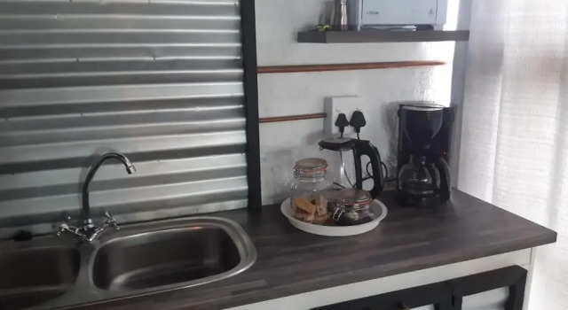Апартаменты Superior King Protea Self Catering Flat