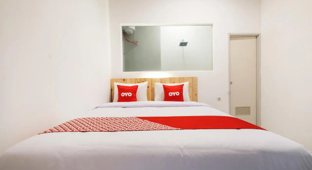Двухместный номер Standard Griya Aneka Malioboro Yogyakarta Mitra RedDoorz